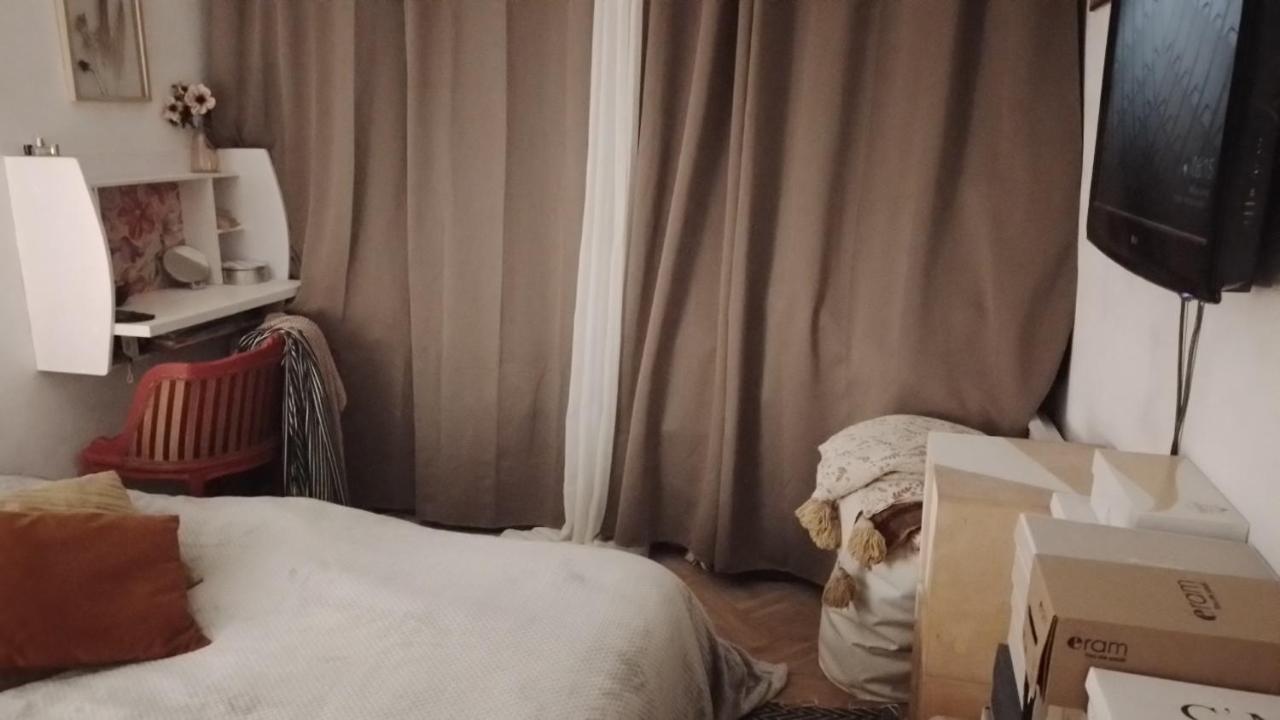 Charmante Chambre Spacieuse Et Lumineuse パリ エクステリア 写真